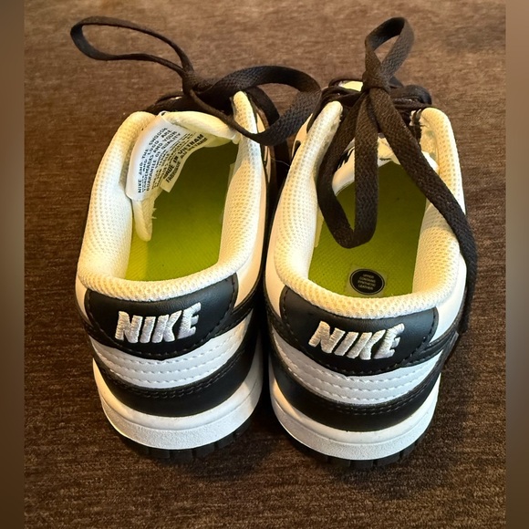 Nike Black and White dunk low Sneakers Classic Design/size 6 - Picture 10 of 13